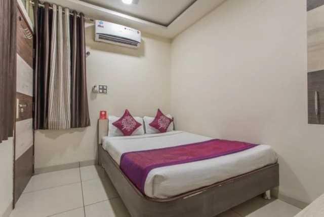 Hotel Mehar Residency Indore Buitenkant foto