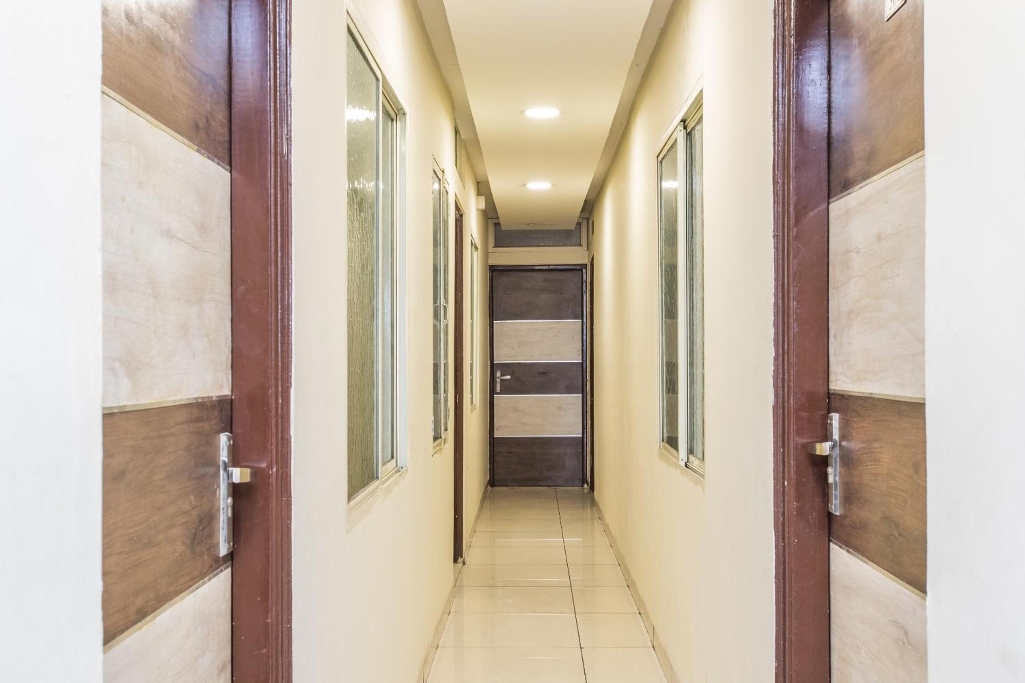Hotel Mehar Residency Indore Buitenkant foto